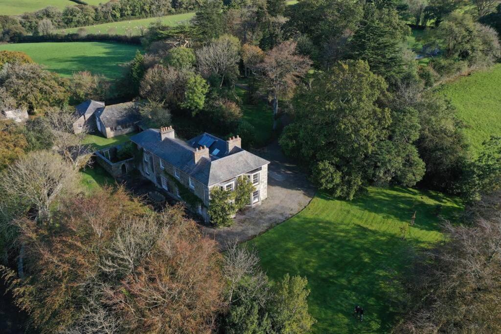 博德明The Manor House At Boconnion别墅 外观 照片
